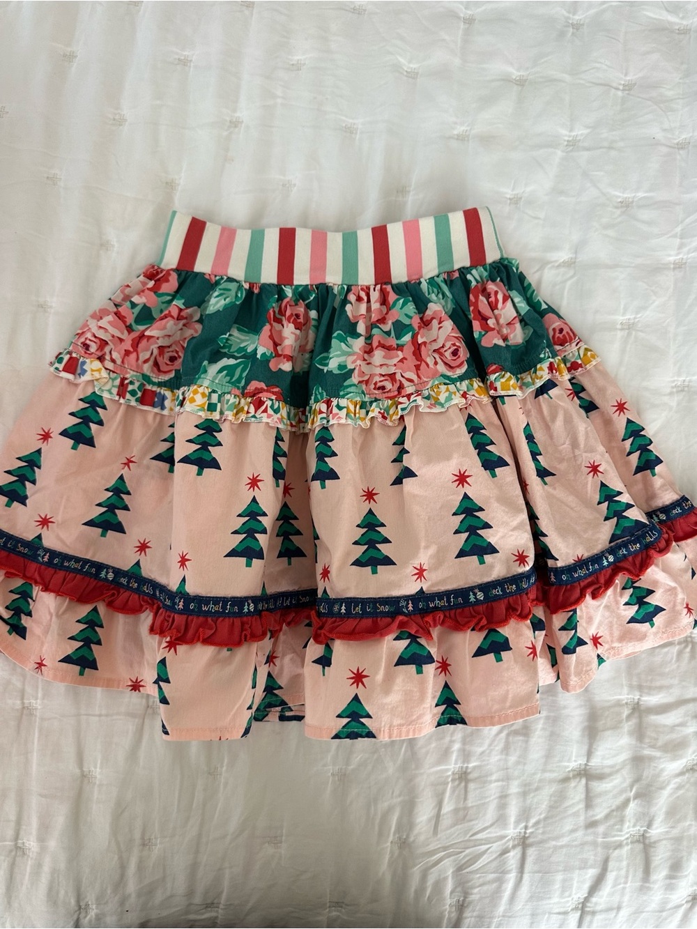 Wildflowers girls skirt. Size 8